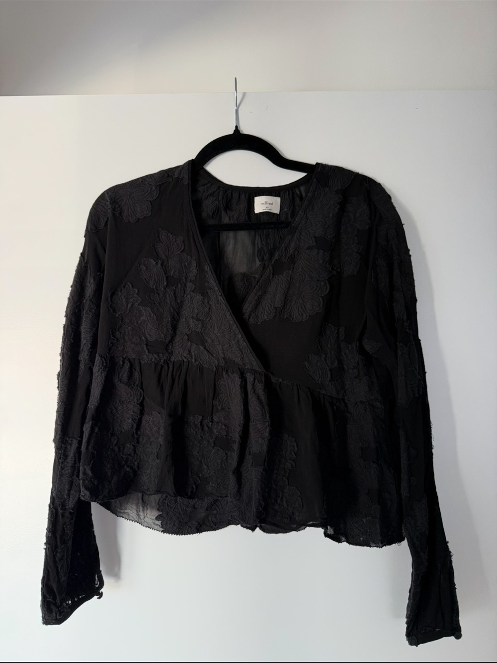 Floral appliqué blouse